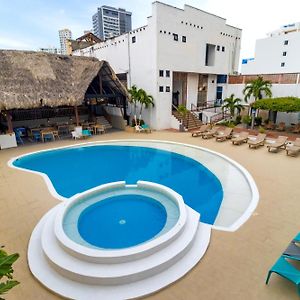 Hotel Sansiraka Suites By Geh Suites